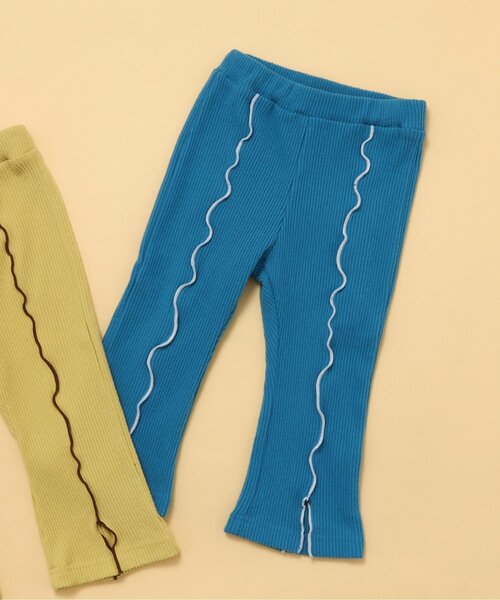 apres les cours（アプレレクール）の「【吸湿発熱/WEB限定】あったかメローフレアレギンス（その他パンツ・キッズ・ブラウン/イエロー/ブルー/アイボリー・80/90/100/110/120/130）」の3枚目の写真