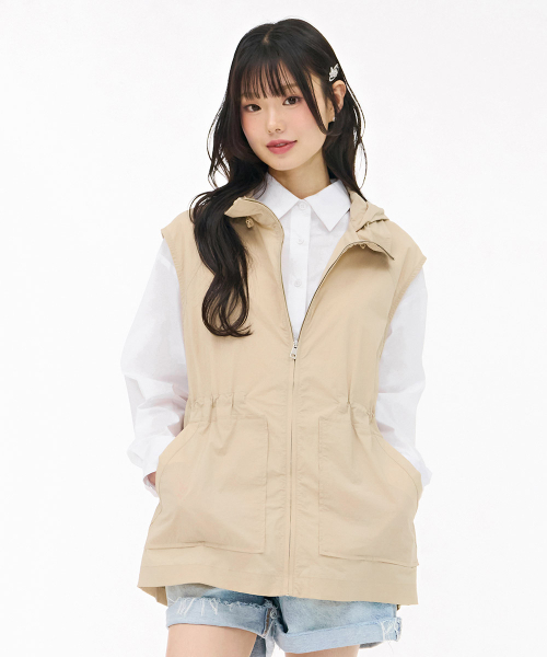 CHASECULT（チェイスカルト）の「女性フードベスト - ベージュ（ベスト・レディース・ベージュ・85/90）」の2枚目の写真