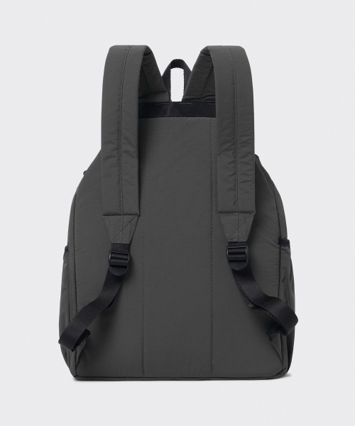 MUSINSA STANDARD（ムシンサスタンダード）の「リップストップメッシュポケットドローストリングバックパック[グレー]（バックパック/リュック・メンズ・その他・FREE）」の4枚目の写真