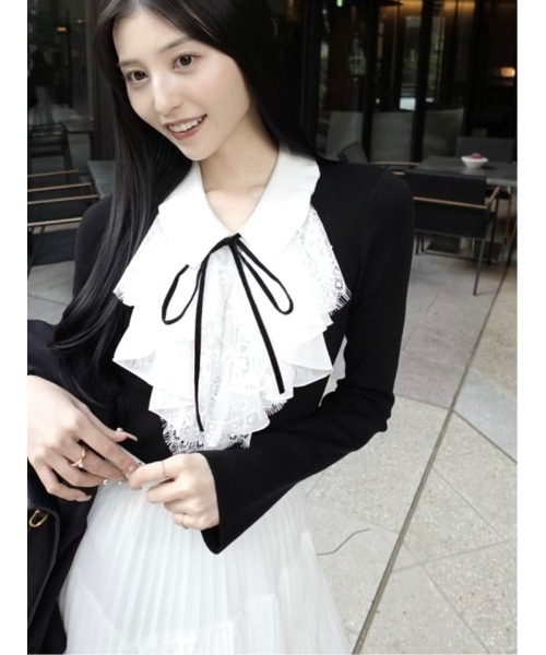 SNIDEL（スナイデル）の「Sustainableレイヤードラッフルニットプルオーバー（ニット/セーター・レディース・アイボリー/ブラック/ブラウン・F）」の16枚目の写真