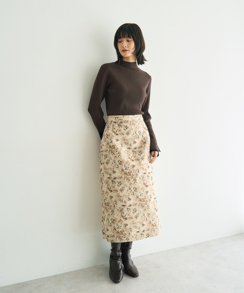YECCA VECCA(イェッカヴェッカ)の「ジャガードナロースカート(スカート・レディース・ベージュ/ネイビー・S/M)」の5枚目の写真