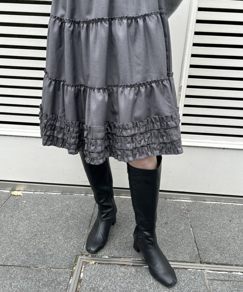 LAC-VERT（ラック・ヴェール）の「ボリュームフリルティアードスカート（スカート・レディース・ネイビー/ホワイト/ブラック/チャコールグレー・FREE）」の3枚目の写真