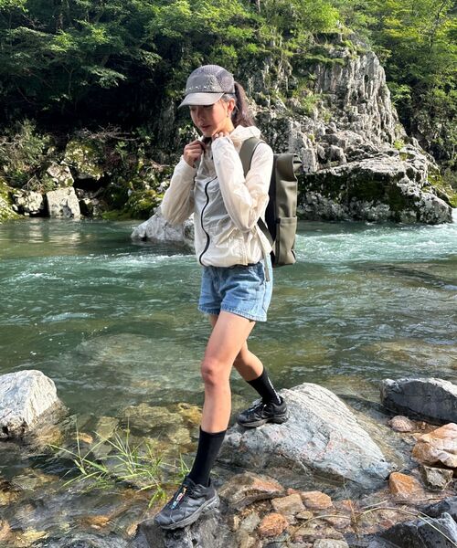 LADY VOLUME(レディーボリューム)の「ディストレスデニムショーツ (BLUE)(その他パンツ・レディース・その他・SMALL/MEDIUM/LARGE)」の6枚目の写真