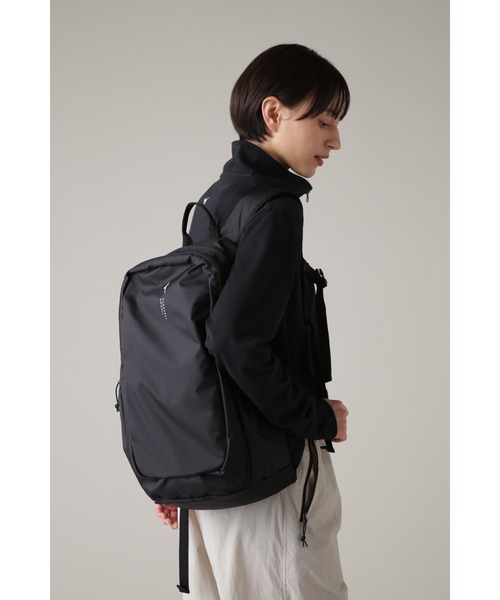 MARGARET HOWELL（マーガレットハウエル）の「NYLON RIPSTOP（バックパック/リュック・レディース・ブラック・FREE）」の2枚目の写真