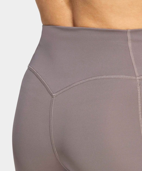 adidas（アディダス）の「Optime ワークアウト スリーストライプス 7/8丈 レギンス / アディダス adidas（レギンス/スパッツ・レディース・グレー/ブラック・X-SMALL/X-LARGE/SMALL/MEDIUM/LARGE/XX-LARGE）」の5枚目の写真