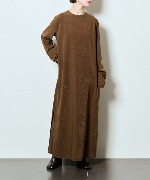 CITYSHOP(シティーショップ)の「《追加》VELVET LEAN KAFTAN DRESS:ワンピース(ワンピース・レディース・ブラウン/ブラック・36/38)」の1枚目の写真