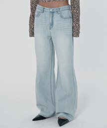 suade（スエード）の「VINTAGE BOOTCUT DENIM [LIGHT BLUE]（デニムパンツ）」