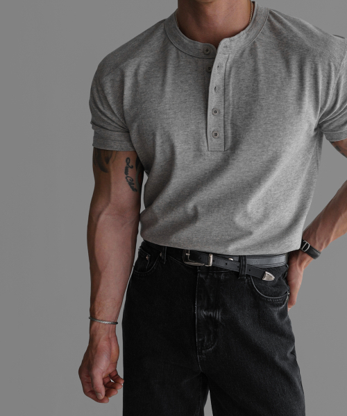 BOWLOW PRODUCT（バウロープロダクト）の「パネルヘンリーネックTシャツ[グレー]（Tシャツ/カットソー・メンズ・その他・MEDIUM/LARGE/X-LARGE）」の6枚目の写真
