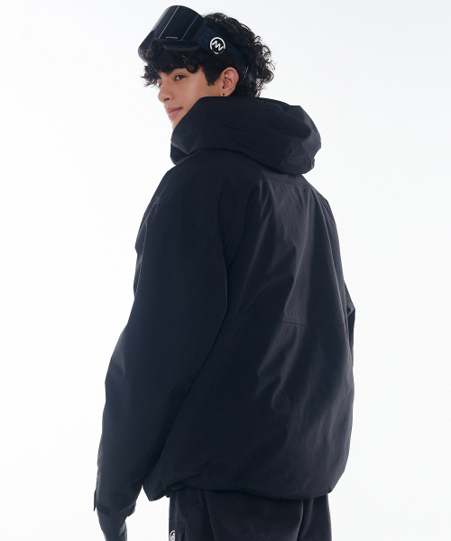 DOLL OUTERWEAR(ドラ アウターウェア)の「2425 アルテ ボードウェアジャケット ブラック 男女共用(ナイロンジャケット・レディース・その他・SMALL/MEDIUM/LARGE/X-SMALL/X-LARGE)」の3枚目の写真