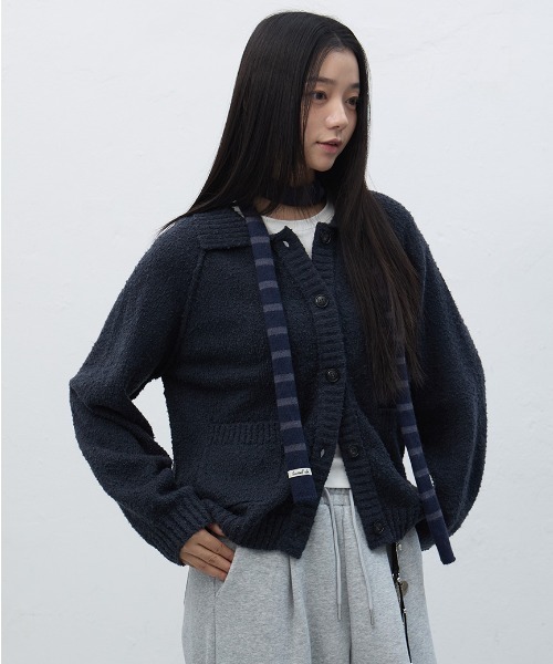 GENERAL IDEA(ジェネラルアイデア)の「【GENERAL IDEA】ブークレニットカーディガン / BOUCLE COLLAR POCKET CARDIGAN(カーディガン/ボレロ・レディース・ネイビー/オリーブ/ワイン・S/M/L)」の11枚目の写真
