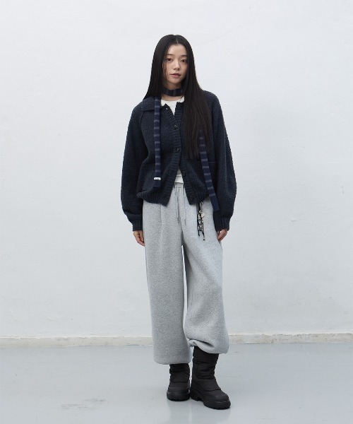 GENERAL IDEA(ジェネラルアイデア)の「【GENERAL IDEA】ブークレニットカーディガン / BOUCLE COLLAR POCKET CARDIGAN(カーディガン/ボレロ・レディース・ネイビー/オリーブ/ワイン・S/M/L)」の13枚目の写真
