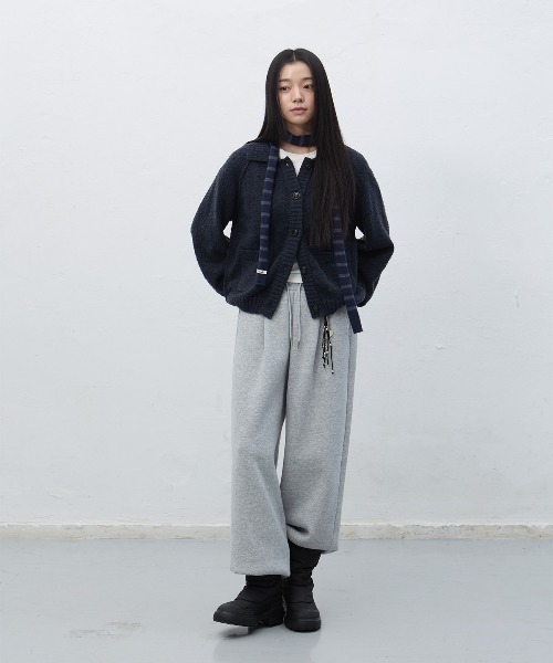 GENERAL IDEA(ジェネラルアイデア)の「【GENERAL IDEA】ブークレニットカーディガン / BOUCLE COLLAR POCKET CARDIGAN(カーディガン/ボレロ・レディース・ネイビー/オリーブ/ワイン・S/M/L)」の14枚目の写真