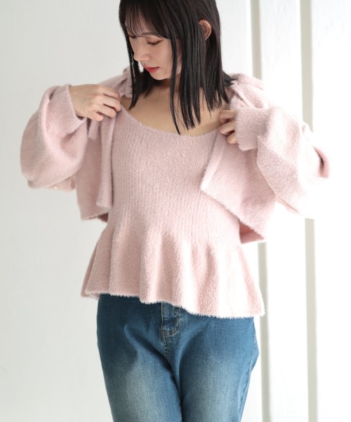Ruwan yu(ルワンユー)の「ニットカーディガン&ニットキャミソールアンサンブル【大きいサイズ対応】(カーディガン/ボレロ・レディース・ピンク/アイボリー・L~LL/3L~4L)」の7枚目の写真