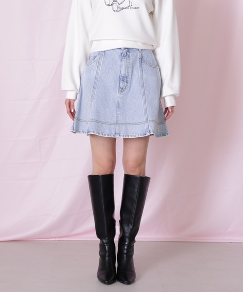 JILL by JILL STUART(ジルバイジルスチュアート)の「◇ハートボタンフレアミニスカート(スカート・レディース・ブルー/ネイビー・SMALL/MEDIUM)」の12枚目の写真