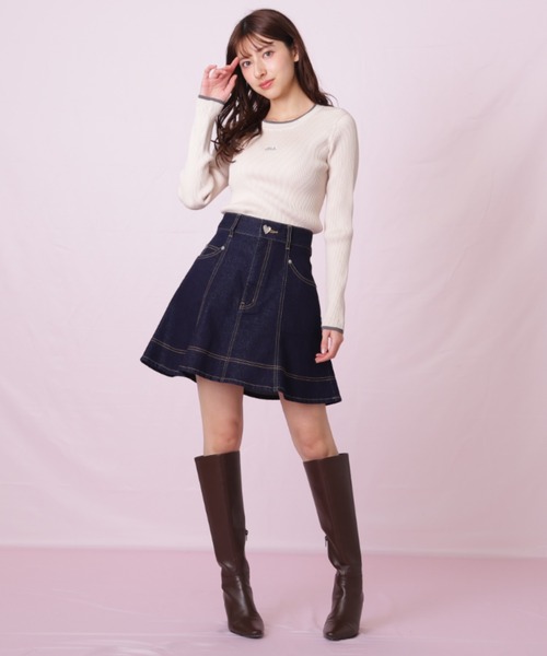 JILL by JILL STUART(ジルバイジルスチュアート)の「◇ハートボタンフレアミニスカート(スカート・レディース・ブルー/ネイビー・SMALL/MEDIUM)」の13枚目の写真