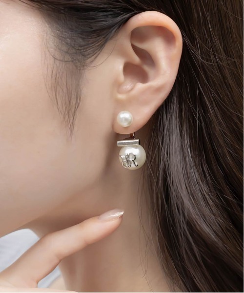 RANDA（ランダ）の「モノグラムパールピアス（ピアス（両耳用）・レディース・シルバー/ゴールド・FREE）」の4枚目の写真