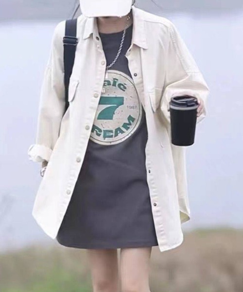 SallyLunn(サリーラン)の「胸ポケット付きオーバーシャツジャケット(その他アウター・レディース・スミクロ/ホワイト・MEDIUM/LARGE)」の3枚目の写真