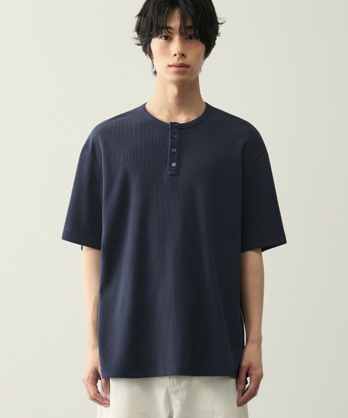 ROTEMBER（ローテンバー）の「ワッフルヘンリーネックハーフTシャツ [ 4 COLOR ]（Tシャツ/カットソー・メンズ・ホワイト/ブラック/ネイビー/グレー・MEDIUM/LARGE/X-LARGE）」の11枚目の写真