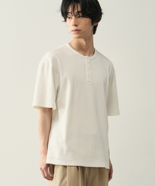 ROTEMBER（ローテンバー）の「ワッフルヘンリーネックハーフTシャツ [ 4 COLOR ]（Tシャツ/カットソー・メンズ・ホワイト/ブラック/ネイビー/グレー・MEDIUM/LARGE/X-LARGE）」の13枚目の写真