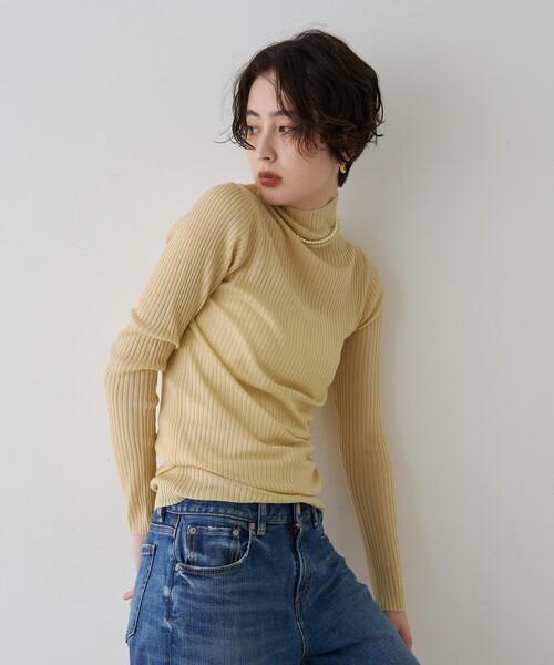 Rouge vif(ルージュヴィフ)の「防縮Wシアータートルリブニット(ニット/セーター・レディース・イエロー/オフホワイト/ブラック・フリー)」の7枚目の写真