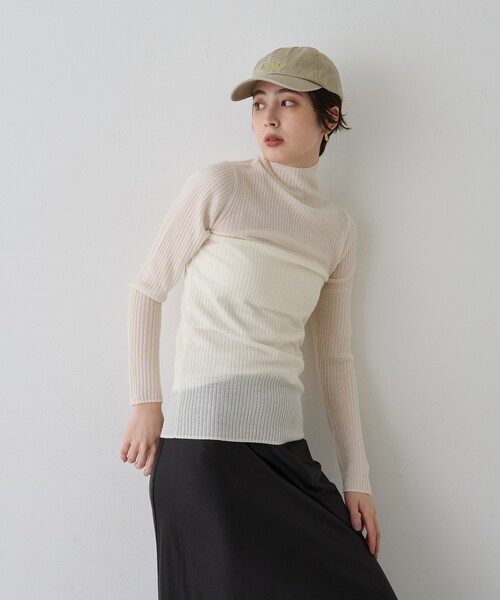 Rouge vif(ルージュヴィフ)の「防縮Wシアータートルリブニット(ニット/セーター・レディース・イエロー/オフホワイト/ブラック・フリー)」の20枚目の写真
