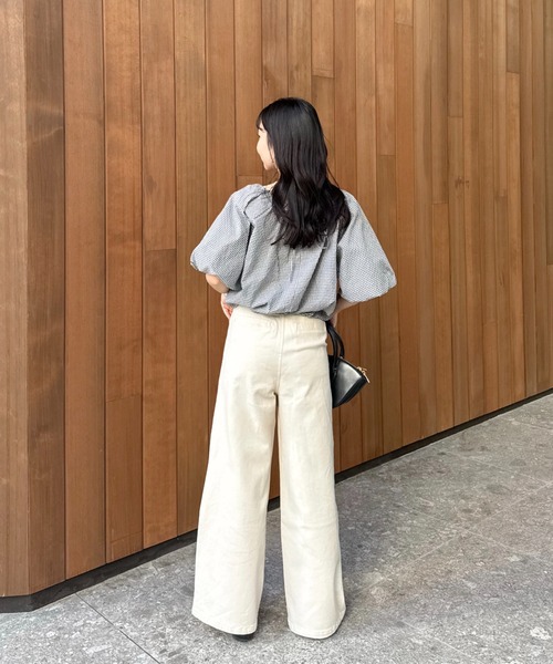 hinari（ヒナリ）の「タックワイドデニムパンツ（デニムパンツ・レディース・アイボリー/ライトブルー/ブラック・SMALL/X-SMALL/FREE）」の12枚目の写真