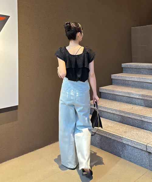 hinari（ヒナリ）の「タックワイドデニムパンツ（デニムパンツ・レディース・アイボリー/ライトブルー/ブラック・SMALL/X-SMALL/FREE）」の8枚目の写真