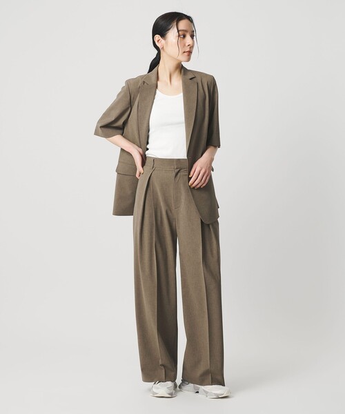 BEAUTY&YOUTH UNITED ARROWS（ビューティーアンドユースユナイテッドアローズ）の「2タック ワイドパンツ 吸水速乾 防シワ ウォッシャブル（その他パンツ・レディース・ダークグレー/ベージュ/モカ・XS/S/M）」の5枚目の写真
