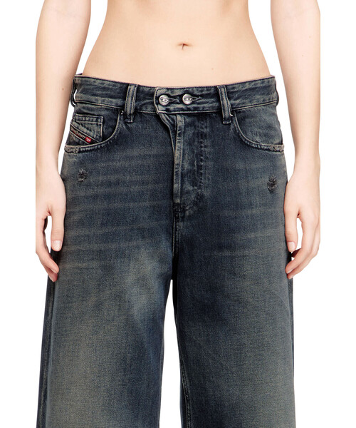 DIESEL（ディーゼル）の「ウィメンズ リラックスフィットデニムパンツ 1996 D-SIRE L.30（デニムパンツ・レディース・インディゴブルー・29inch/30inch/27inch/28inch/25inch/26inch/24inch/23inch）」の3枚目の写真