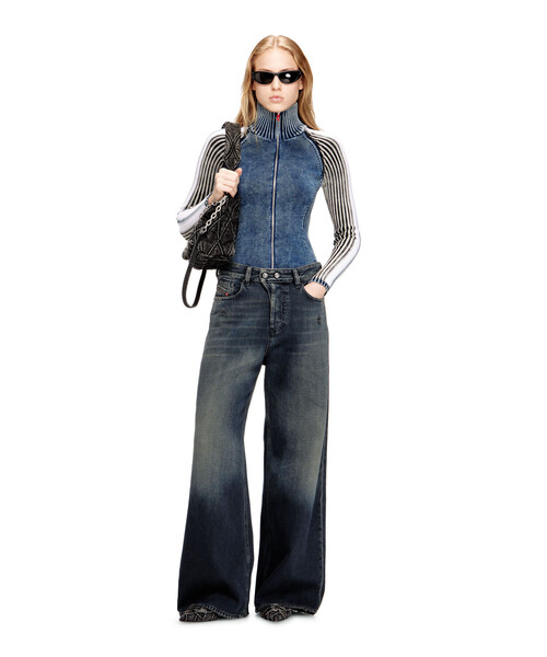 DIESEL（ディーゼル）の「ウィメンズ リラックスフィットデニムパンツ 1996 D-SIRE L.30（デニムパンツ・レディース・インディゴブルー・29inch/30inch/27inch/28inch/25inch/26inch/24inch/23inch）」の4枚目の写真