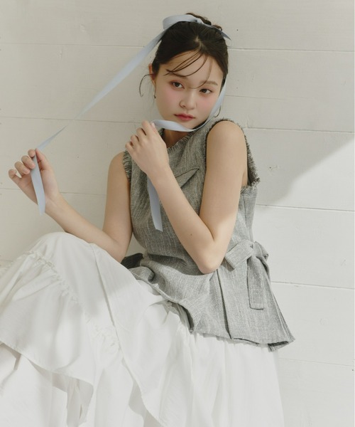 Olu.（オルドット）の「ツイードペプラムリボントップス（シャツ/ブラウス・レディース・アイボリー/ブラック/グレー・FREE）」の7枚目の写真