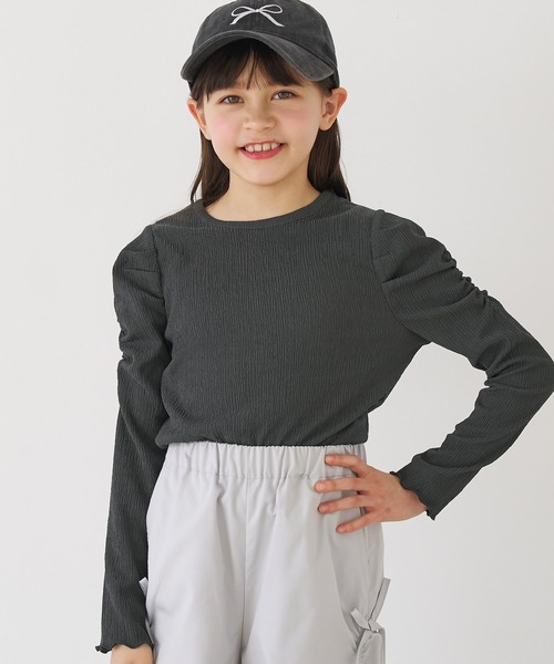 coca(coca)(コカ)の「キッズ 親子お揃いクレープシャーリングパフスリーブトップス(Tシャツ/カットソー・キッズ・アイボリー/チャコール/A・150/140/130/120)」の3枚目の写真