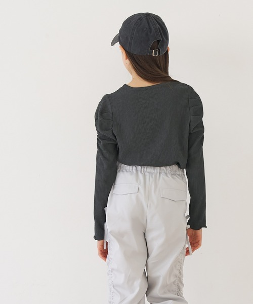 coca(coca)(コカ)の「キッズ 親子お揃いクレープシャーリングパフスリーブトップス(Tシャツ/カットソー・キッズ・アイボリー/チャコール/A・150/140/130/120)」の12枚目の写真