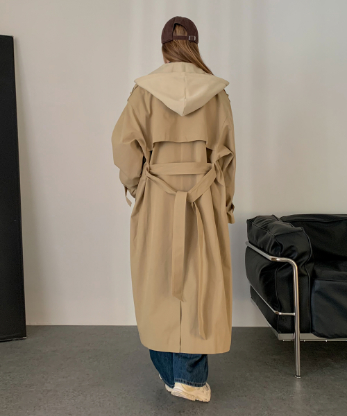 VASCARA(バスカラ)の「Hoodie Long Trench Coat (2colors)(トレンチコート・レディース・ブラウン/ベージュ・FREE)」の4枚目の写真