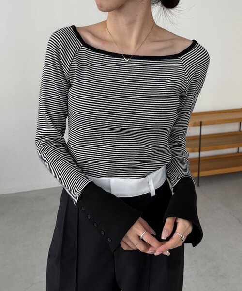 CAPRICIEUX LE'MAGE（カプリシューレマージュ）の「ボーダー袖ボタンロンT（Tシャツ/カットソー・レディース・グレー/ブラック/グリーン・FREE）」の4枚目の写真