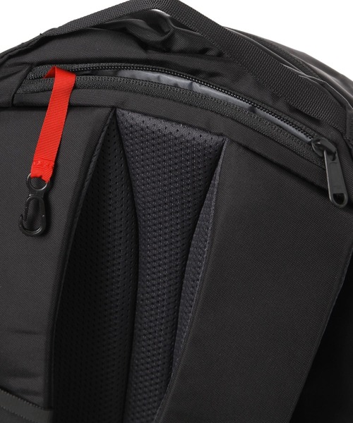 BAYFLOW（ベイフロー）の「【THE NORTH FACE(ザ・ノース・フェイス)】GEMINI 22L（バックパック/リュック・メンズ・ブラック/アイボリー・FREE）」の11枚目の写真