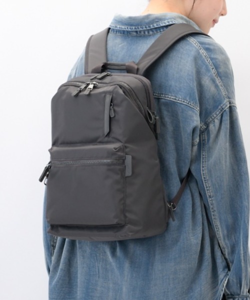 W&.Day/Night(ダブルアンド デイナイト)の「リュックサック ポッケス ハグリュック3 13L A4サイズ 13.3インチPC サコッシュ付属 20211(バックパック/リュック・レディース・ダークグレー/アッシュブラウン/ブラック・FREE)」の3枚目の写真