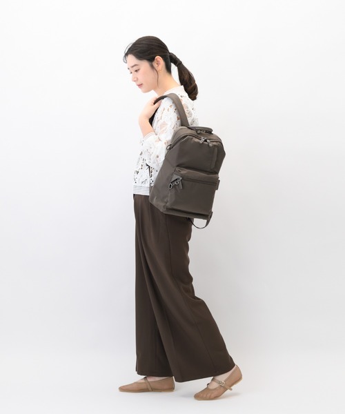W&.Day/Night(ダブルアンド デイナイト)の「リュックサック ポッケス ハグリュック3 13L A4サイズ 13.3インチPC サコッシュ付属 20211(バックパック/リュック・レディース・ダークグレー/アッシュブラウン/ブラック・FREE)」の5枚目の写真