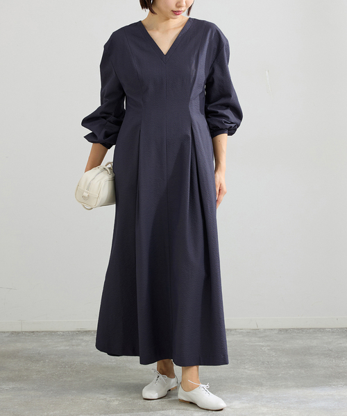 IENA（イエナ）の「サッカーVネックフレアワンピース（ワンピース・レディース・ブラック/ダークブルー・38/36）」の5枚目の写真