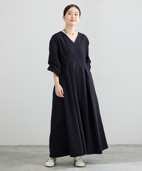 IENA（イエナ）の「サッカーVネックフレアワンピース（ワンピース・レディース・ブラック/ダークブルー・38/36）」の6枚目の写真