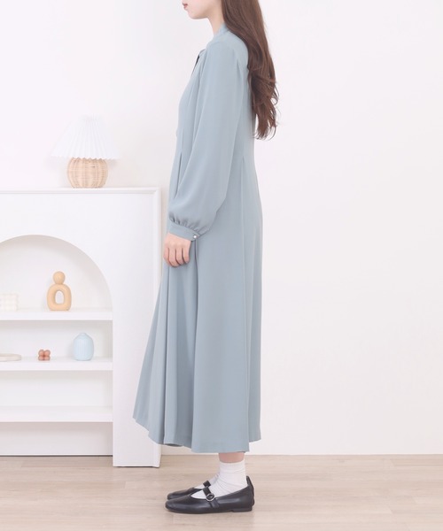 FUNALIVE（ファンアライブ）の「3/4three quarter　パネル切替タイカラーワンピース 長袖（ワンピース・レディース・グリーン/ネイビー・FREE）」の11枚目の写真