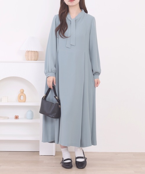 FUNALIVE（ファンアライブ）の「3/4three quarter　パネル切替タイカラーワンピース 長袖（ワンピース・レディース・グリーン/ネイビー・FREE）」の12枚目の写真