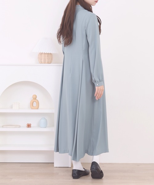 FUNALIVE（ファンアライブ）の「3/4three quarter　パネル切替タイカラーワンピース 長袖（ワンピース・レディース・グリーン/ネイビー・FREE）」の16枚目の写真