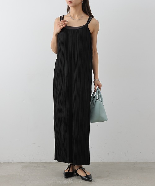 COLONY 2139（コロニートゥーワンスリーナイン）の「プリーツキャミワンピース（ワンピース・レディース・チャコールグレー/グレイッシュベージュ/ブラック・FREE）」の13枚目の写真