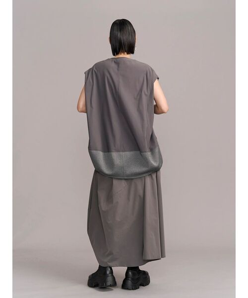 UN3D.(アンスリード)の「HEM MESH COCOON TOP / ヘムメッシュコクーントップ(Tシャツ/カットソー・レディース・グレー/ホワイト/ブラック・FREE)」の18枚目の写真