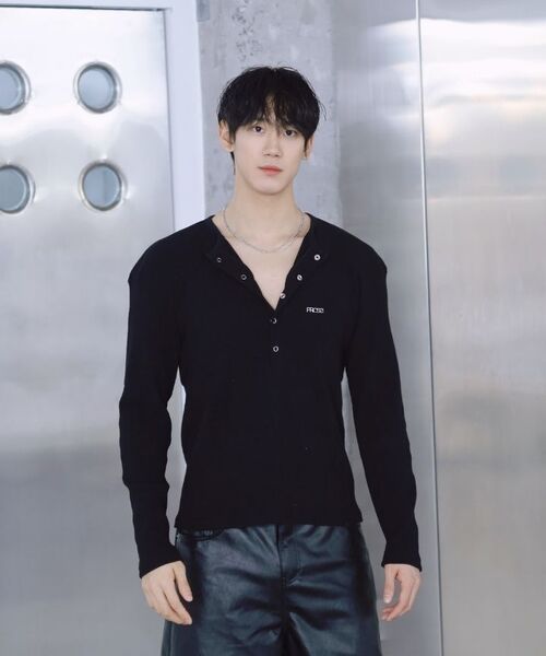 PROCESS（プロセス）の「Fine Jersey Henley - Black（Tシャツ/カットソー・メンズ・ブラック・FREE）」の8枚目の写真