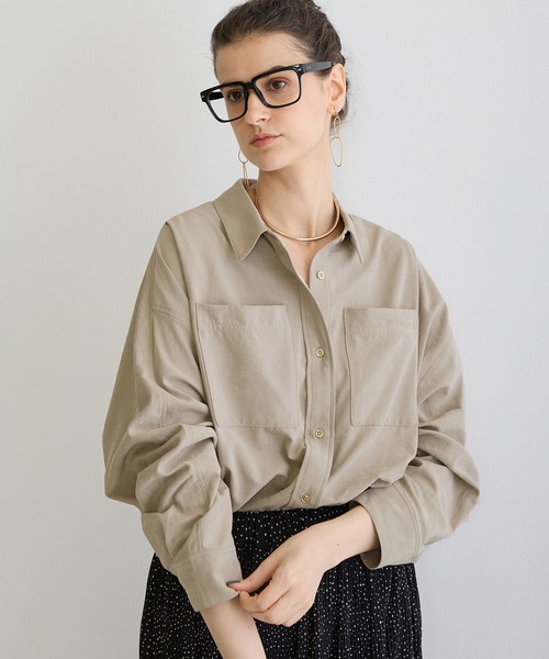 NICOLE white(ニコルホワイト)の「Wポケットシャツ(シャツ/ブラウス・レディース・オフホワイト/イエロー/ベージュ・FREE)」の2枚目の写真