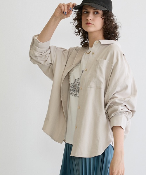 NICOLE white(ニコルホワイト)の「Wポケットシャツ(シャツ/ブラウス・レディース・オフホワイト/イエロー/ベージュ・FREE)」の1枚目の写真