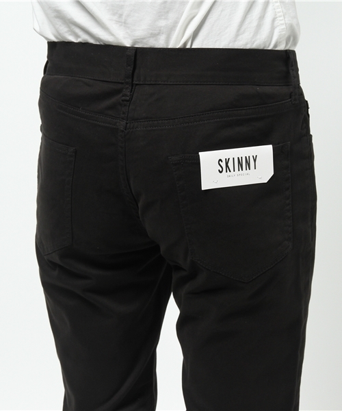 WEGO（ウィゴー）の「WEGO/サテンストレッチスキニーパンツ（その他パンツ・メンズ・ブラック/ワイン/ネイビー/ベージュ/オフホワイト/カーキ・SMALL/LARGE/MEDIUM）」の16枚目の写真