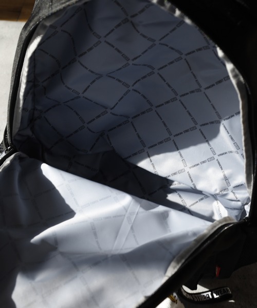 VISION STREET WEAR（ヴィジョンストリートウェア）の「VISION STREET WEAR 4-tier backpack リュック（バックパック/リュック・メンズ・ブラック×レッド/ブラック・FREE）」の14枚目の写真